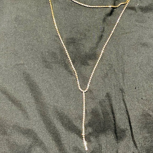 SKYLER LAYERED NECKLACE - Picture 4 of 8